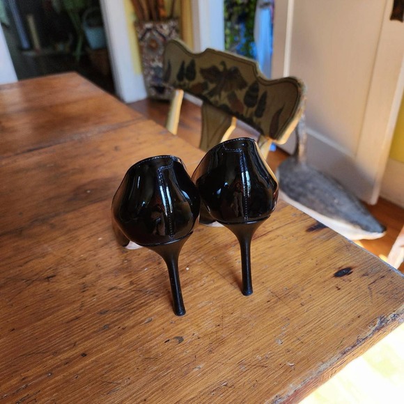 Jimmy choo patent leather heels - Picture 2 of 4